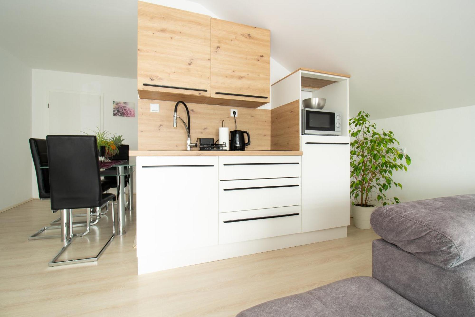 Apartman Keti Donja Lomnica Kültér fotó