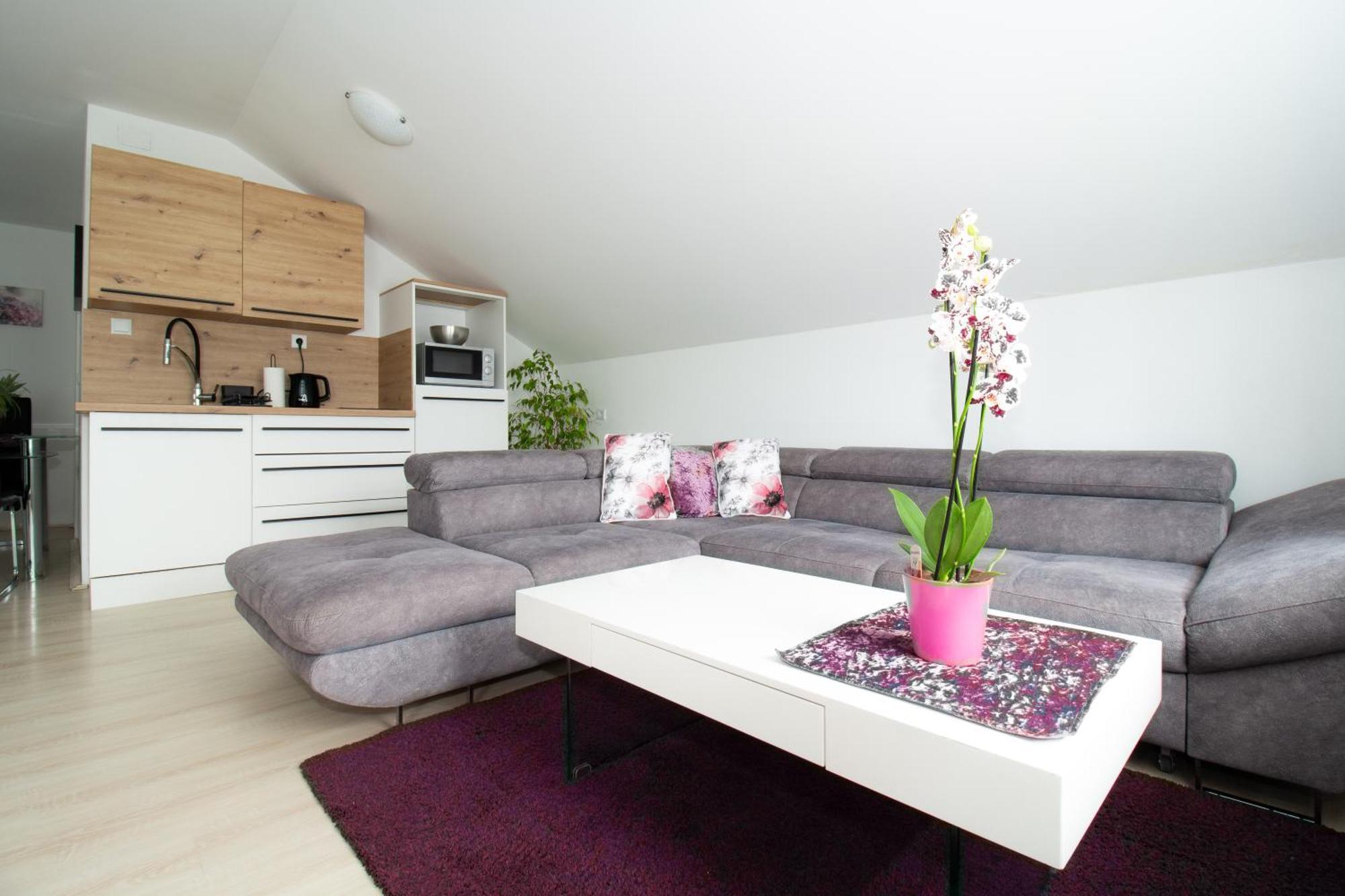 Apartman Keti Donja Lomnica Kültér fotó