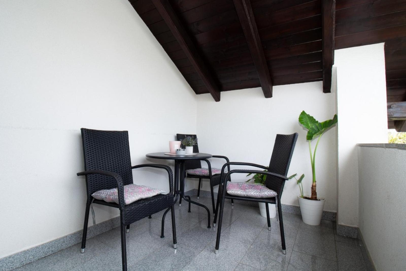 Apartman Keti Donja Lomnica Kültér fotó